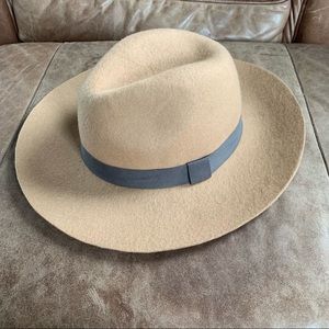 Express Wide Brim Felt Hat